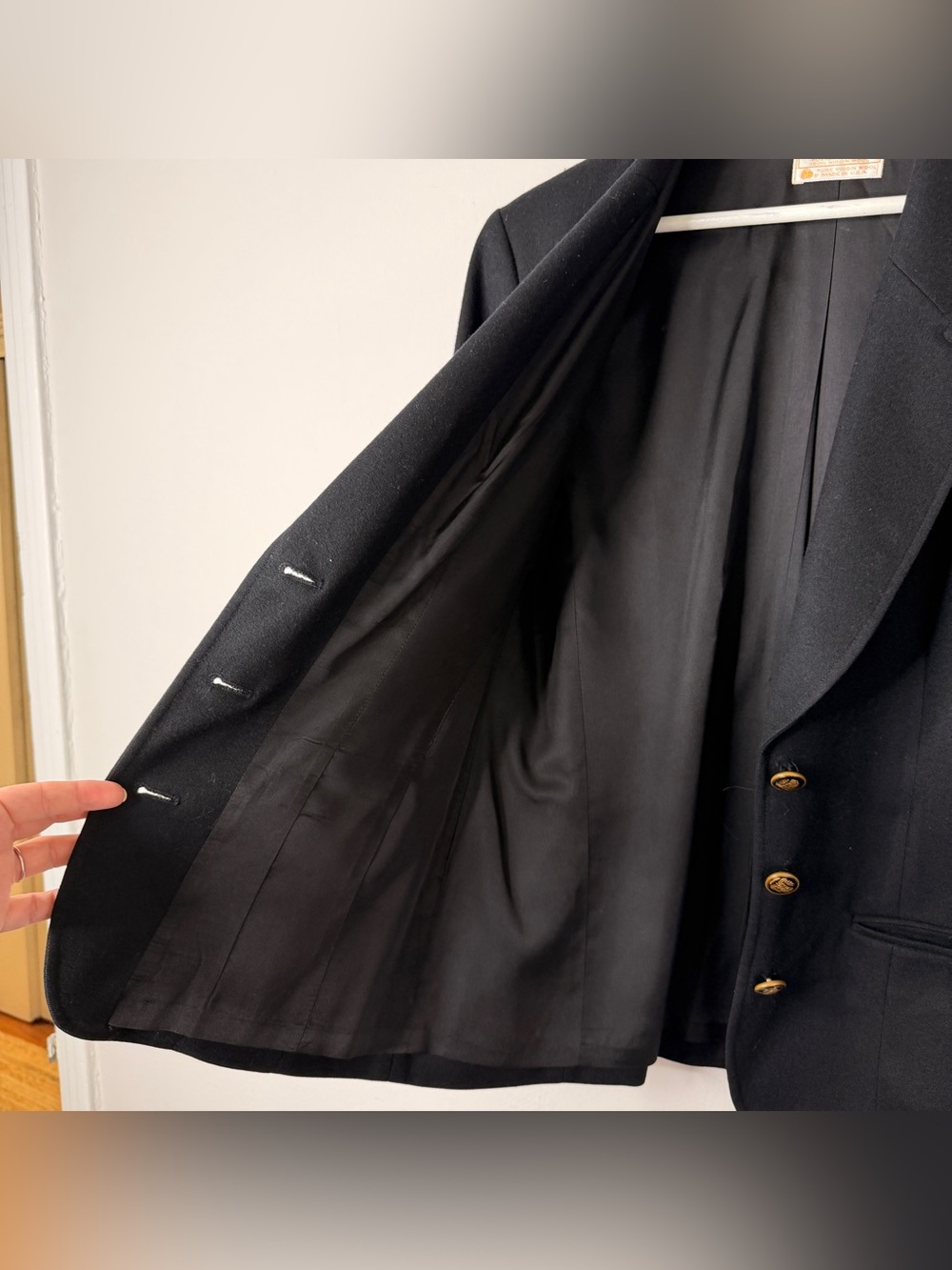 Vintage Pendleton 100% Virgin Wool Black Blazer Gold Buttons Lined USA Size 6 - Picture 9 of 14